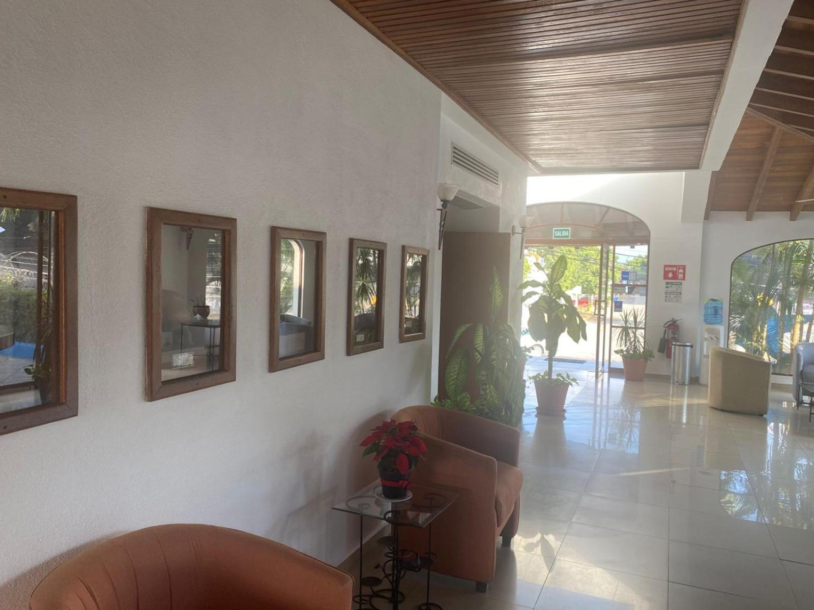 Hotel Pez Vela Manzanillo Extérieur photo