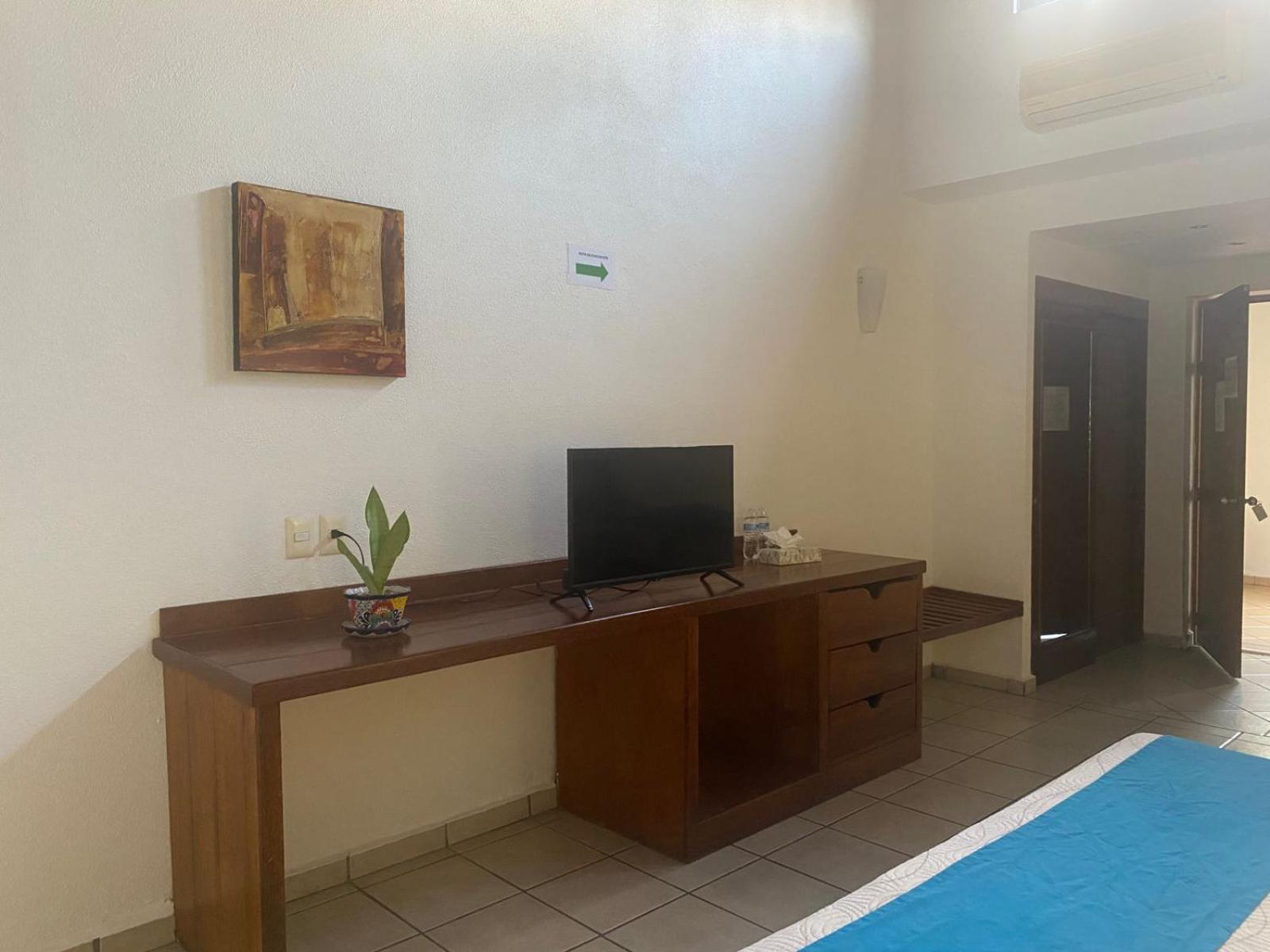 Hotel Pez Vela Manzanillo Extérieur photo