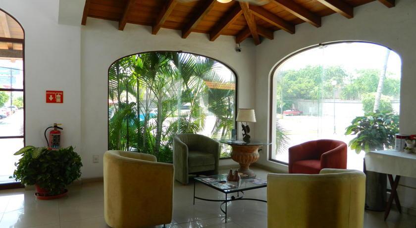 Hotel Pez Vela Manzanillo Extérieur photo